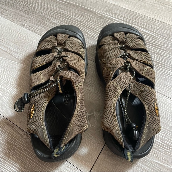 Keen Newport Hiking Water Fisherman Sandals Size 8 Women’s - Picture 4 of 6
